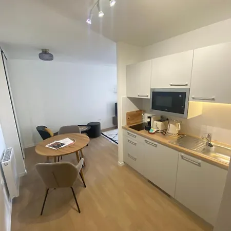 Cazam Paris Ouen Апарт-отель Сент-Уан