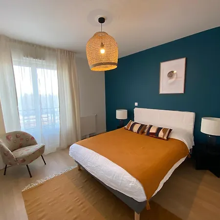 Cazam Paris Ouen Апарт-отель