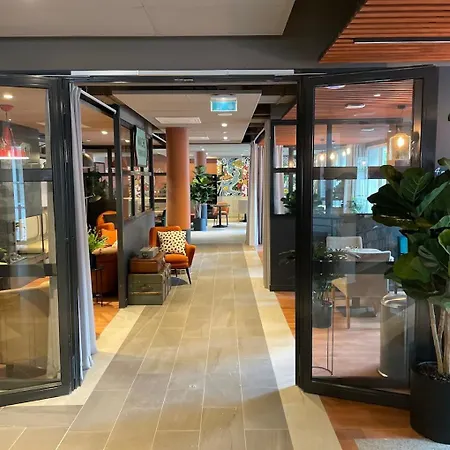 Апарт-отель Cazam Paris Ouen Сент-Уан