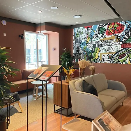 Cazam Paris Ouen Сент-Уан